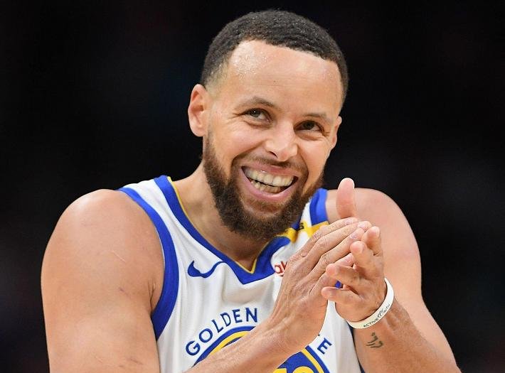 爱游戏-关于今晚NBA常规赛传出新动向；孟菲斯灰熊外线爆发；高层表态：细节曝光；赛季目标并未改变的信息