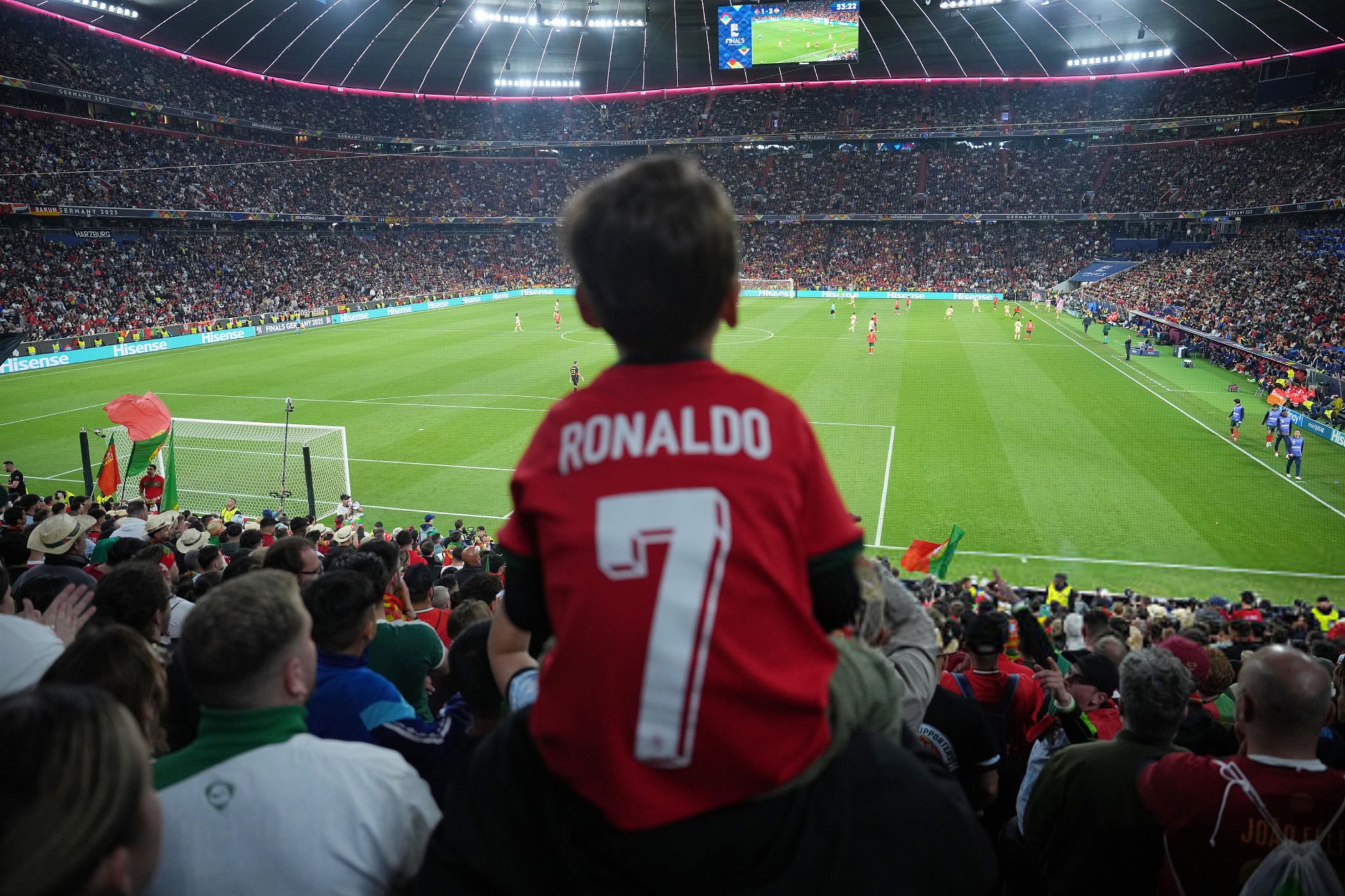 爱游戏体育-包含葡萄牙体育发布备战花絮，赛前回应争议，社区盾任务艰巨，年轻球员获得机会的词条