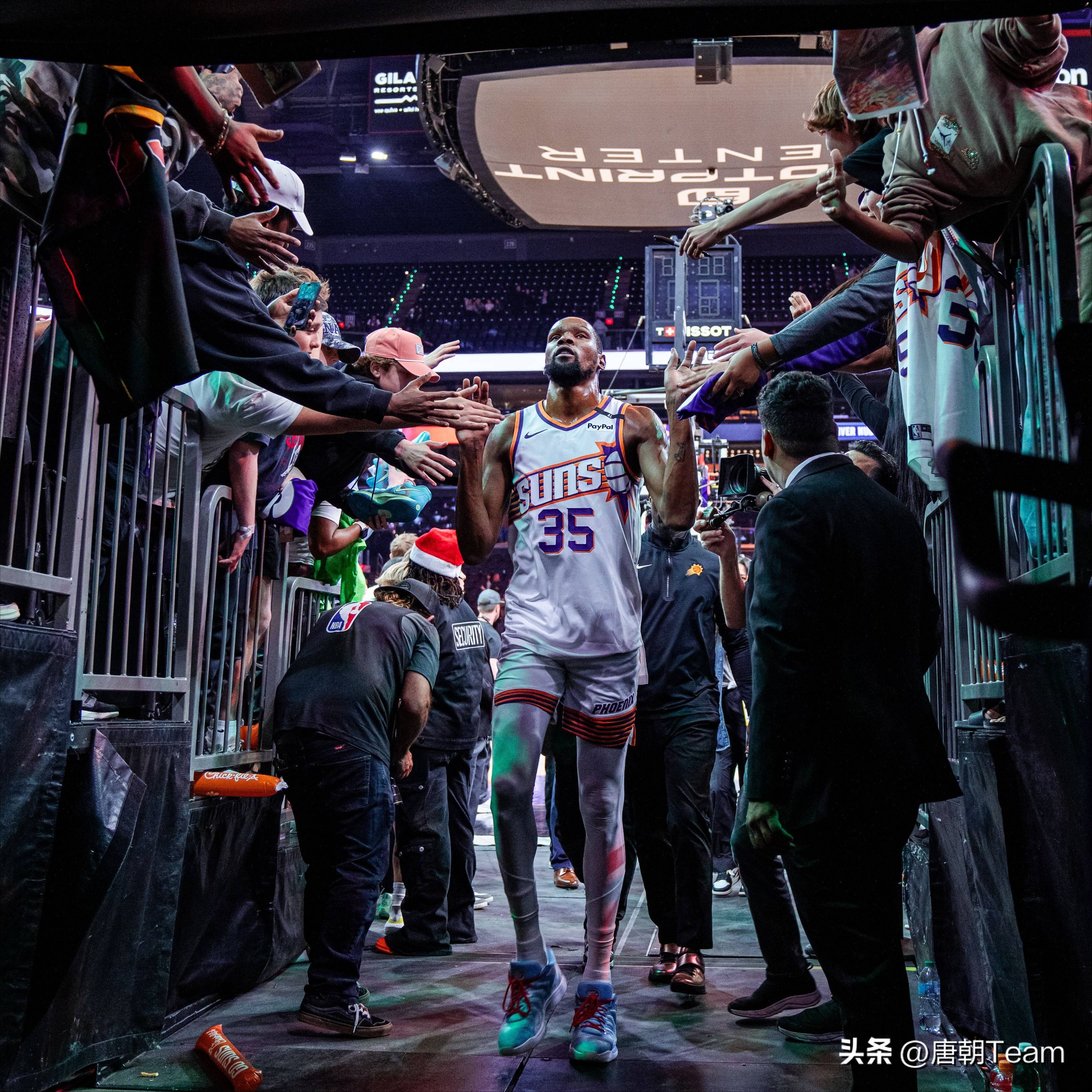 爱游戏-杜兰特迎来十二赛季高光表现，IG球迷沸腾！的简单介绍